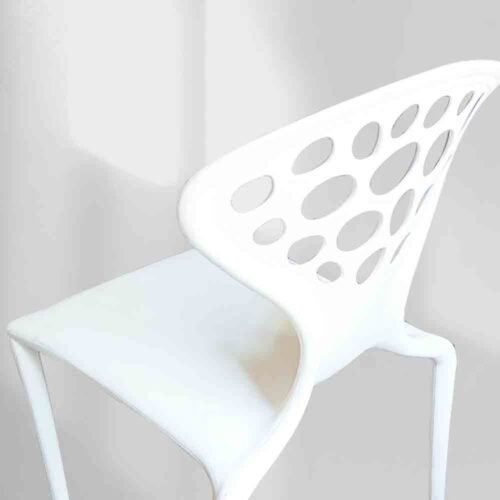 Pisa design Cafe Chair, Grad A plastic chair