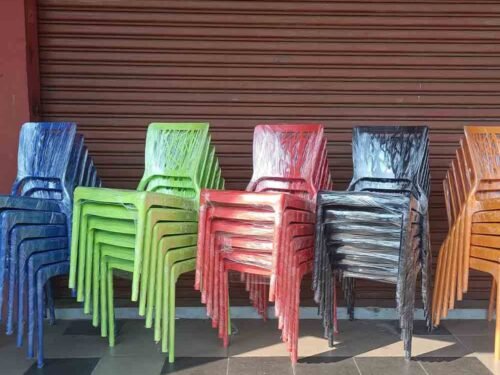 3v  design Cafe Chair, plastic chair - Iz701